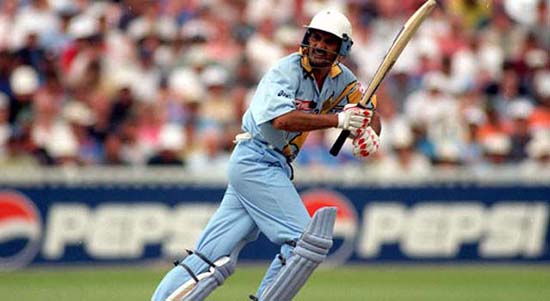 former indian captain mohammad azharuddin batting 