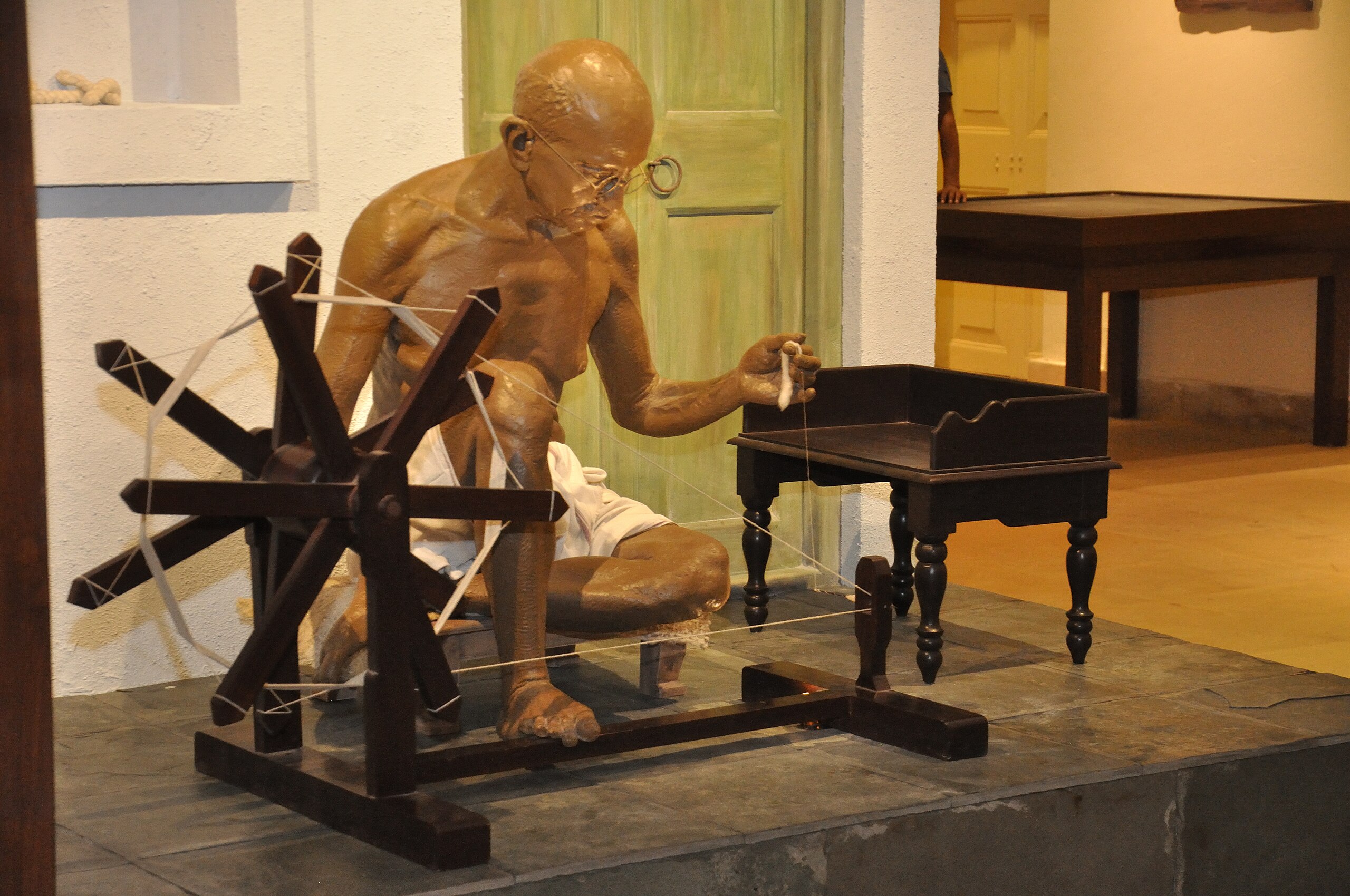 gandhi statue