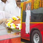 Ramesh Chennithala joins the funeral procession to pay last respects to VS